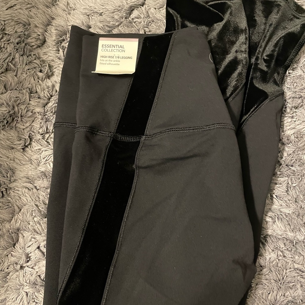 Calia essential black velvet leggings NWT